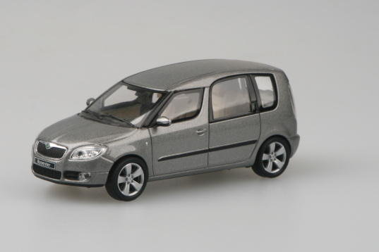 Auto Škoda Roomster	, YB-cappuccino beige